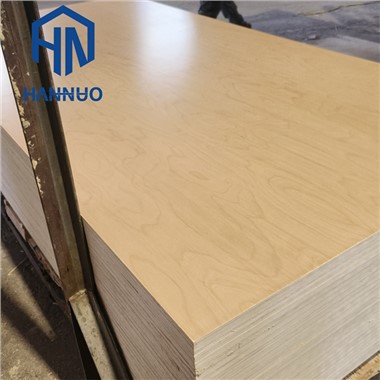 Ván ép bạch dương Bạch dương / Poplar Core UV Face